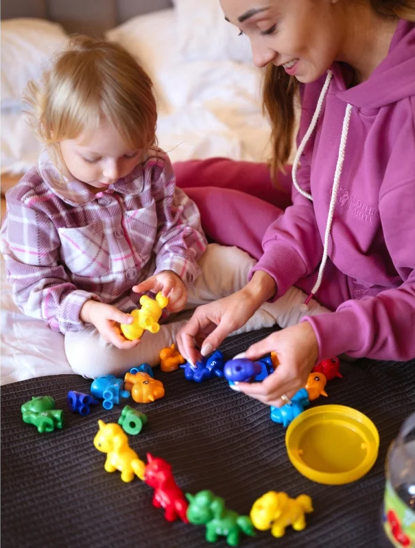 woopie-figurki-montessori-zestaw-edukacyjny-jednorozce-do-skladania-dopasuj-literki-13-el-1