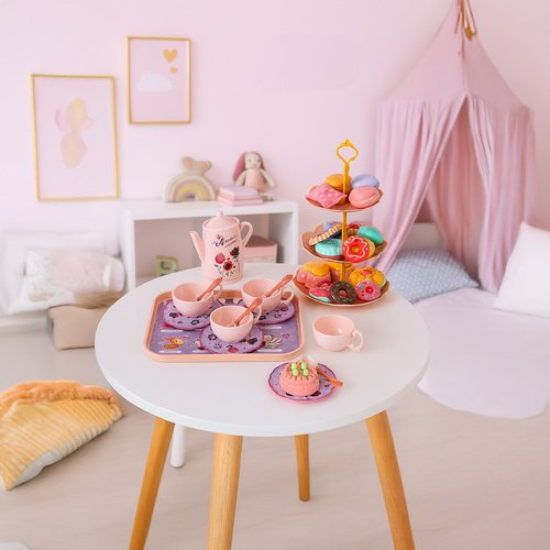 Arbatos servizas su priedais