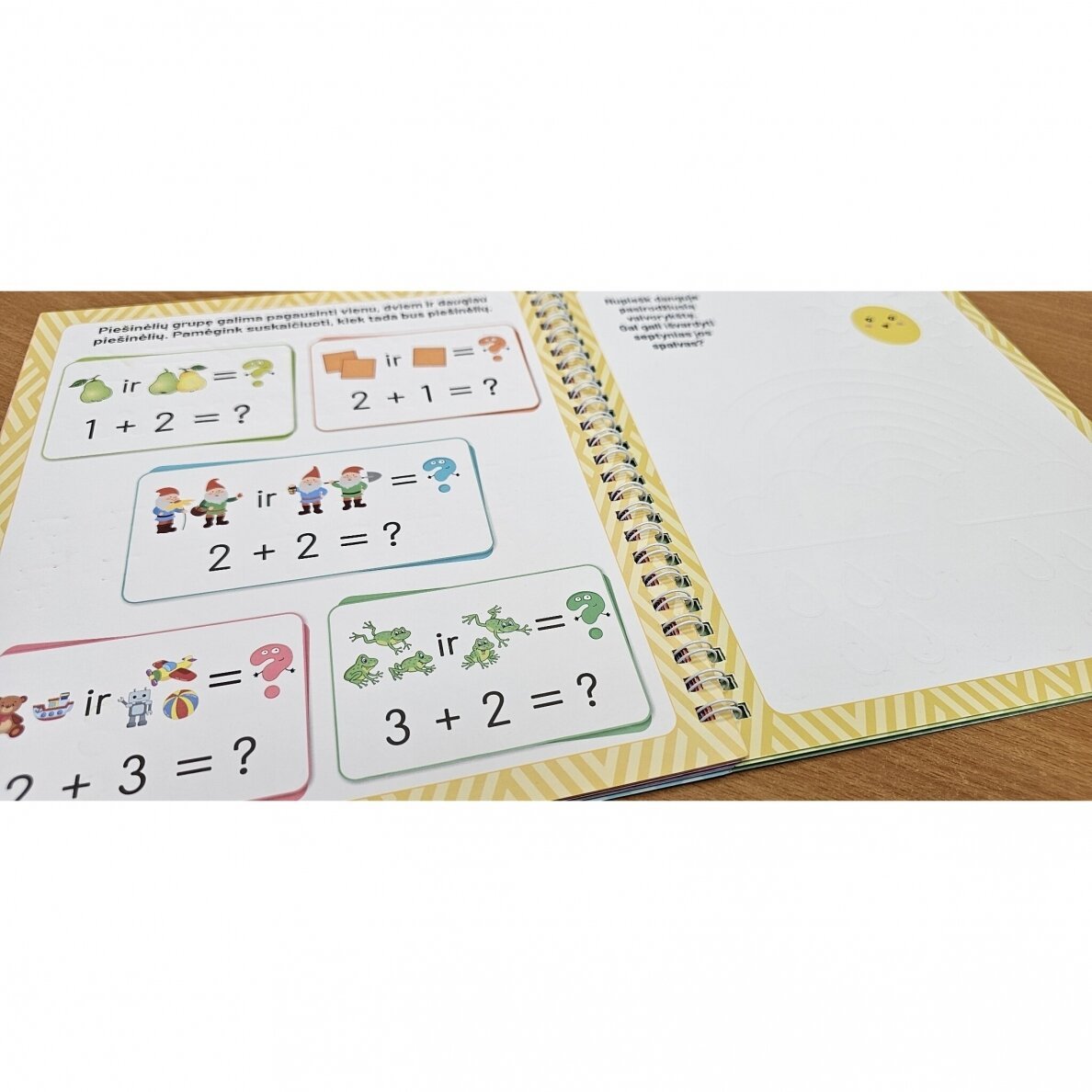 Lengva rašyti skaičius. Įspausti grioveliai rašyti. Išnykstančio rašalo tušinukas su laikikliu + širdelės. Daugkartinio naudojimo pratybos 4-6 metų vaikams