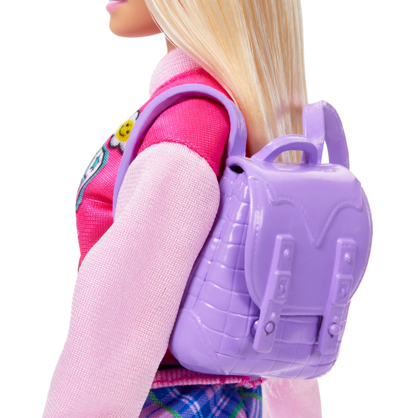 Alyvinė kuprinė ant Barbie nugaros – vaizdas iš šono