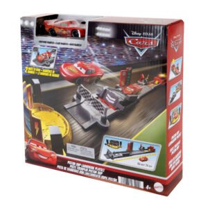 Disney Pixar Cars Piston Cup paleidimo trasa pakuotėje su užrašu „2 Ways to Win“