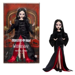 Monster High Morticia Addams kolekcinė lėlė prie savo dėžutės su langeliu